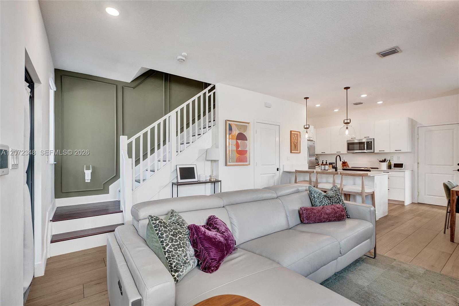 8166 NW 42nd Street