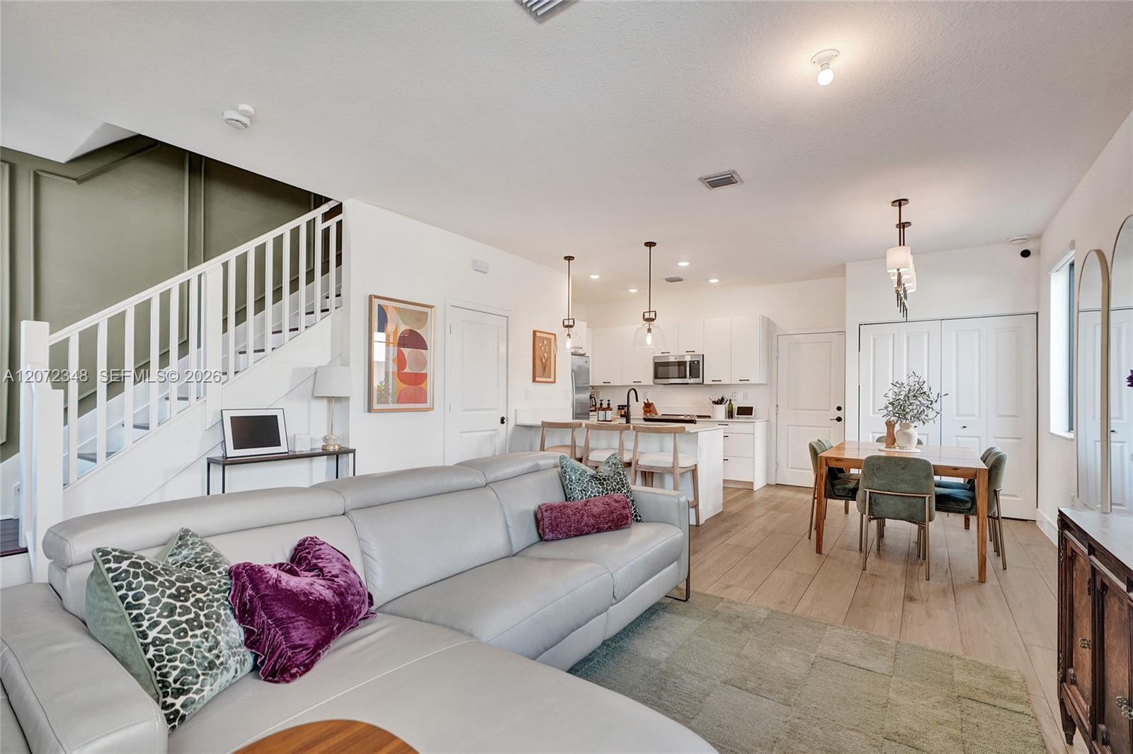 8166 NW 42nd Street