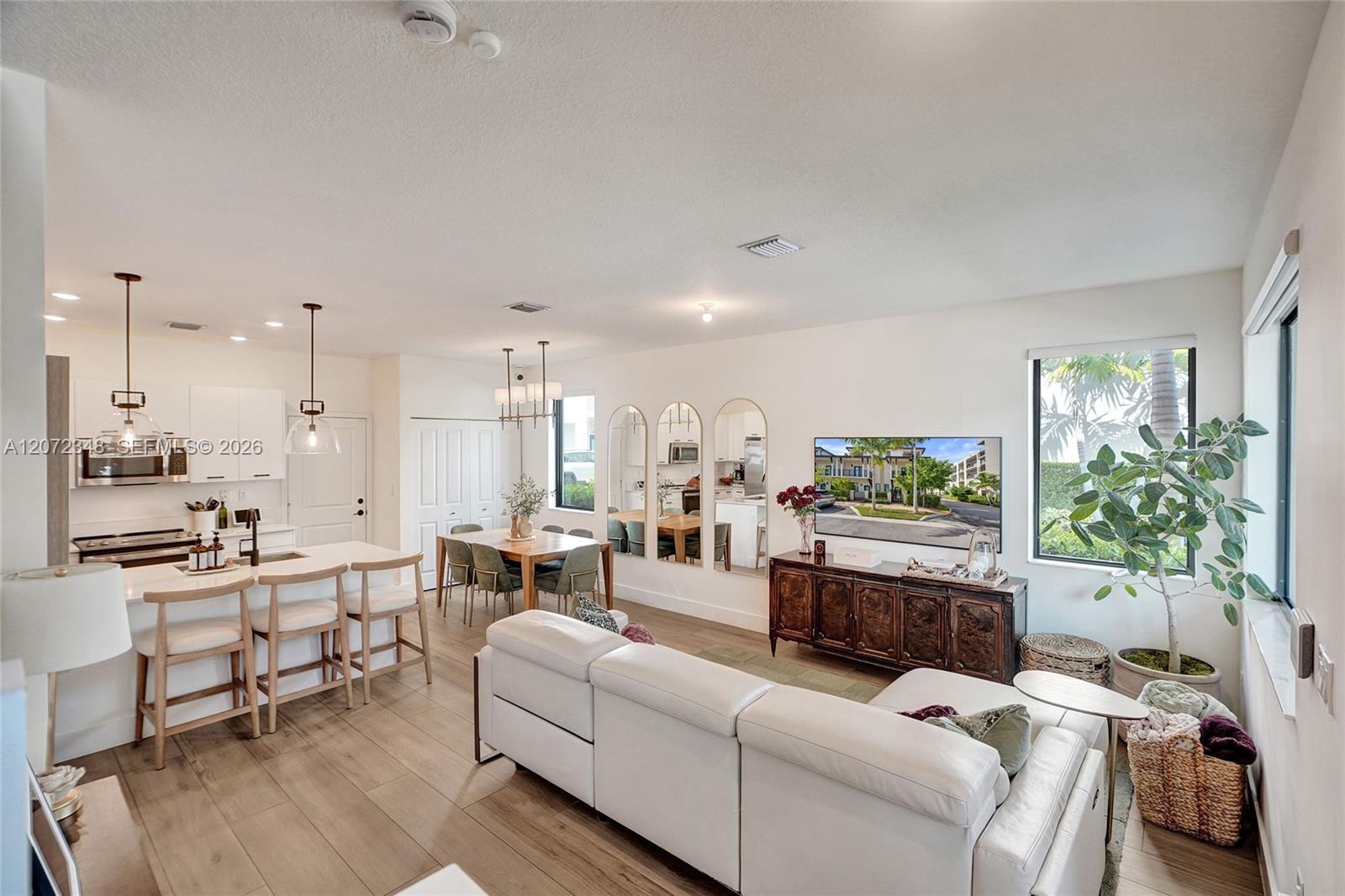 8166 NW 42nd Street