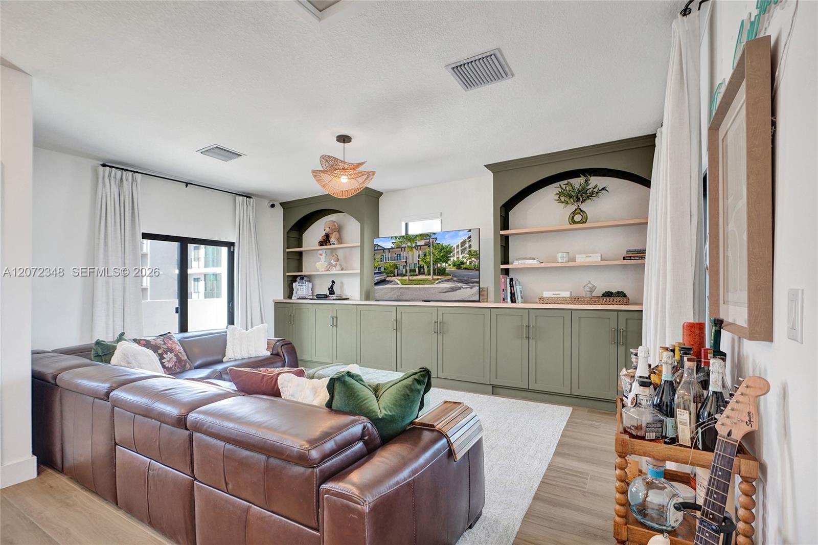 8166 NW 42nd Street