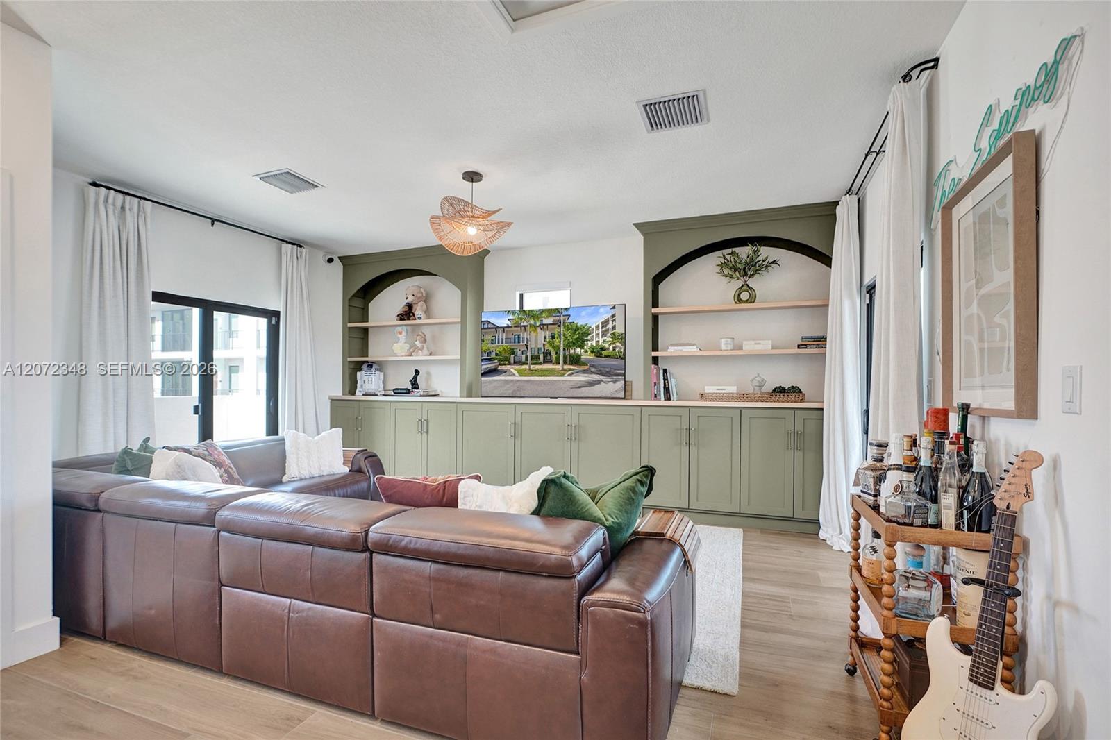 8166 NW 42nd Street