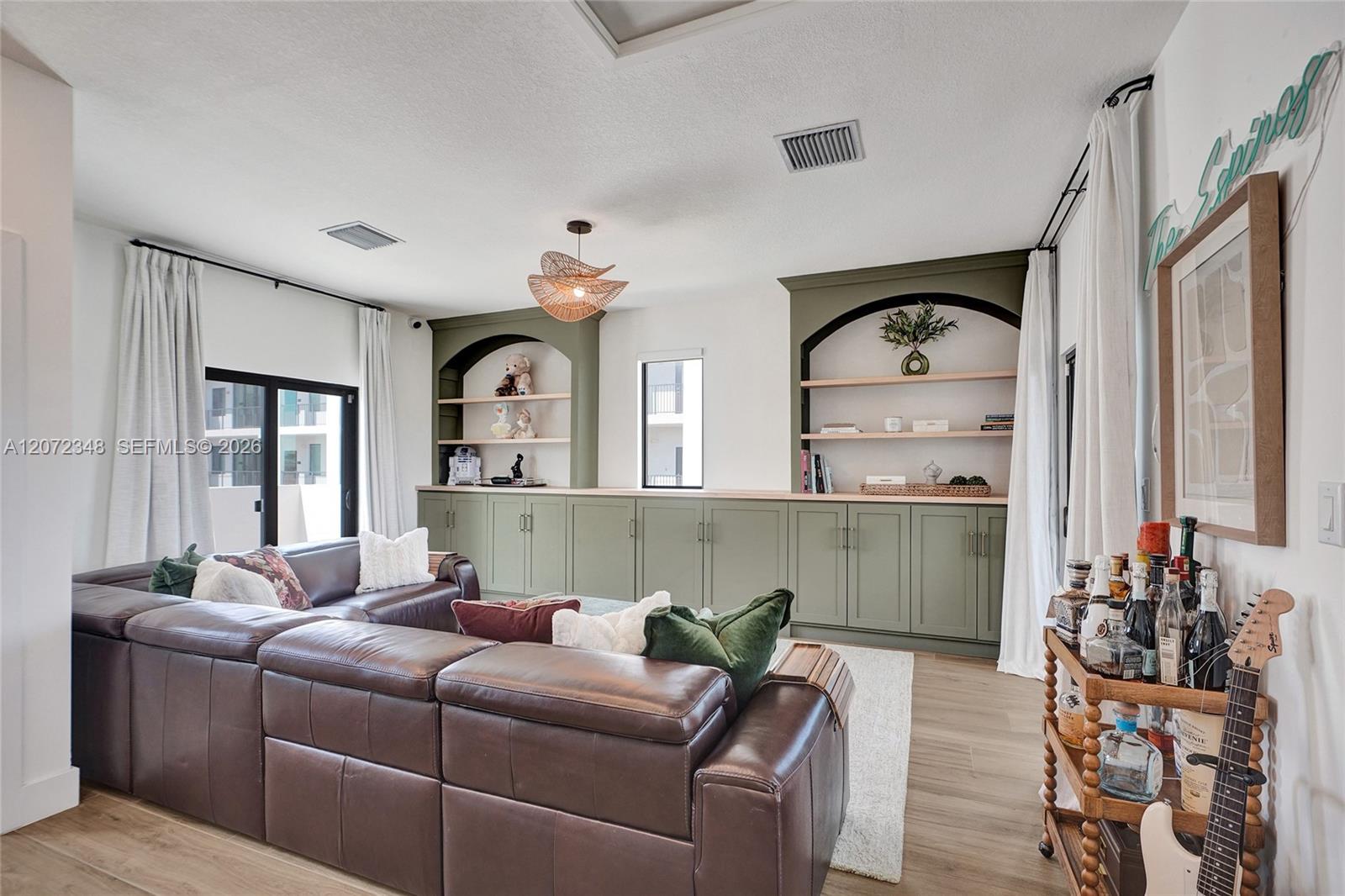 8166 NW 42nd Street