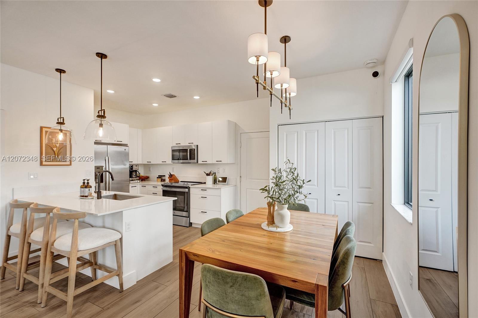 8166 NW 42nd Street