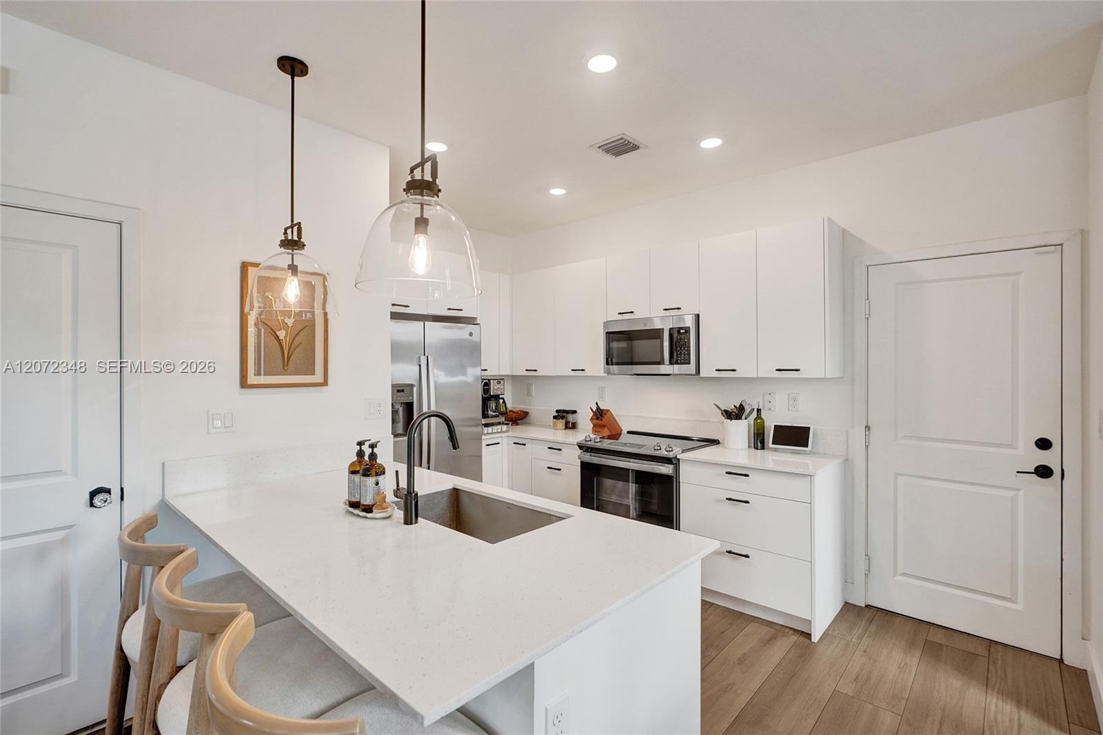 8166 NW 42nd Street