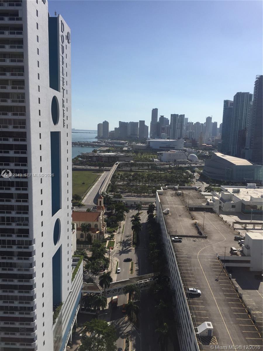 1750 N Bayshore Drive