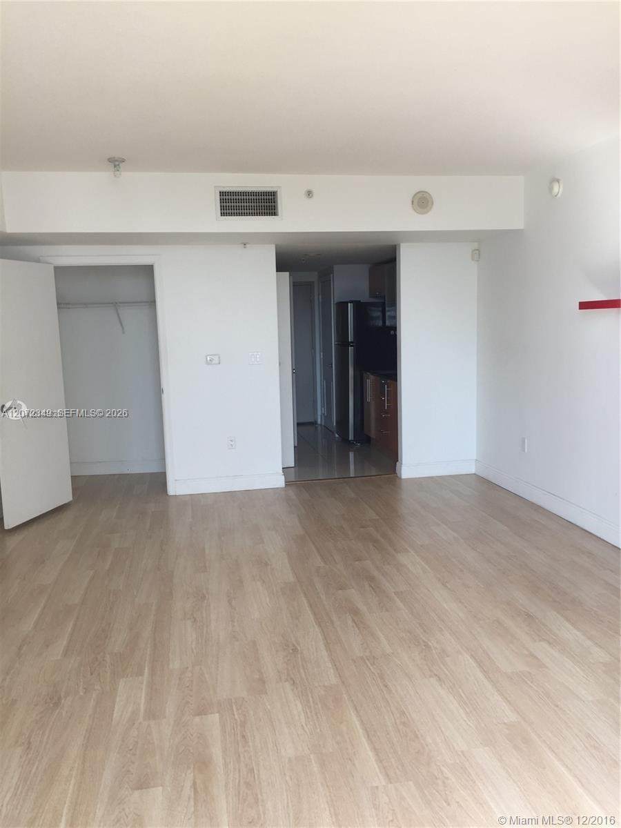 1750 N Bayshore Drive