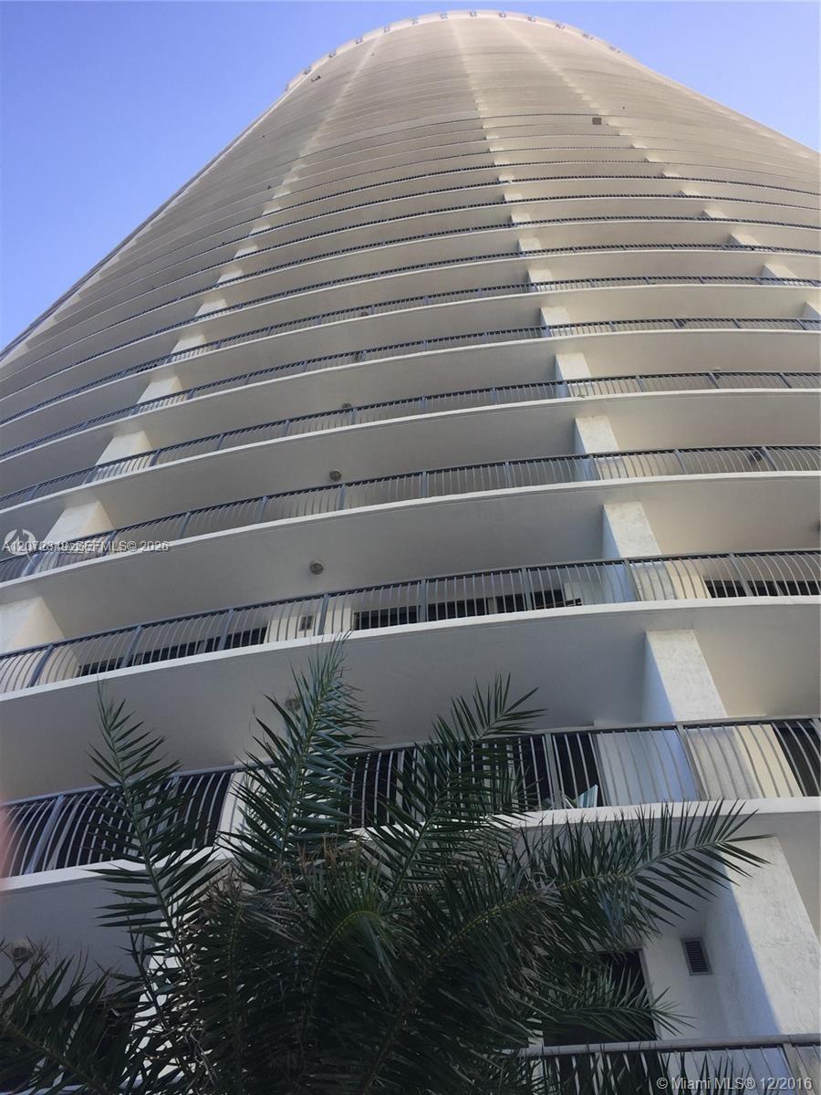 1750 N Bayshore Drive