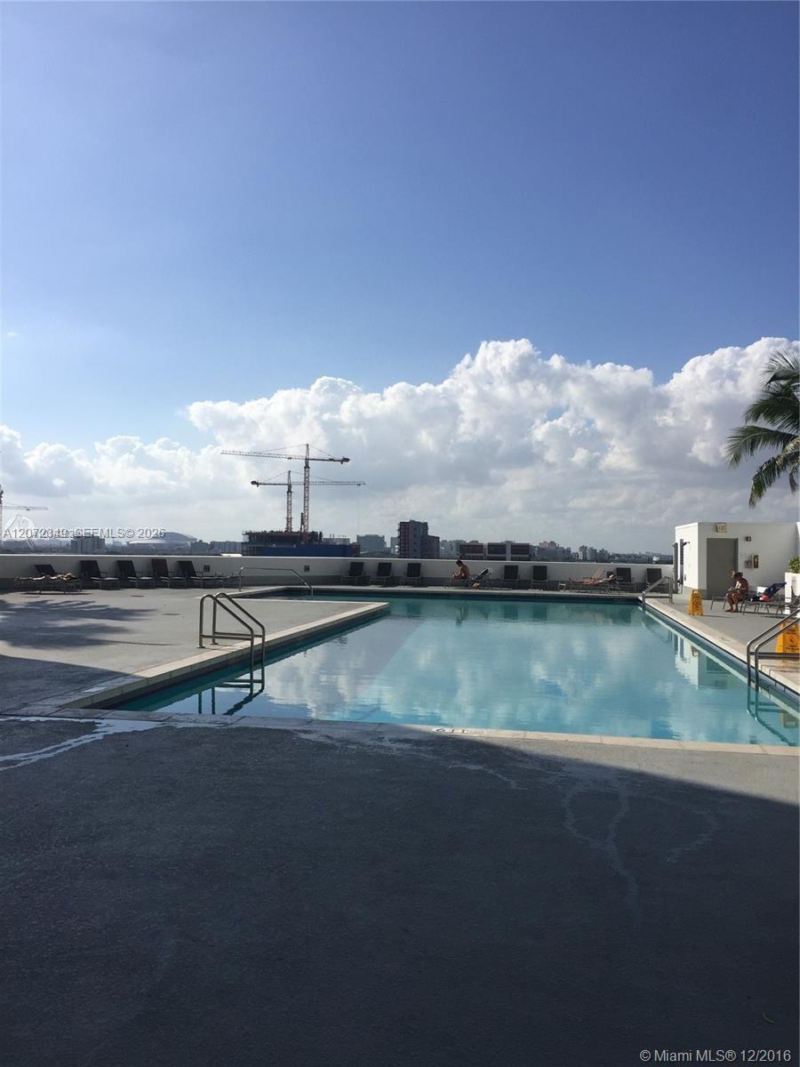 1750 N Bayshore Drive