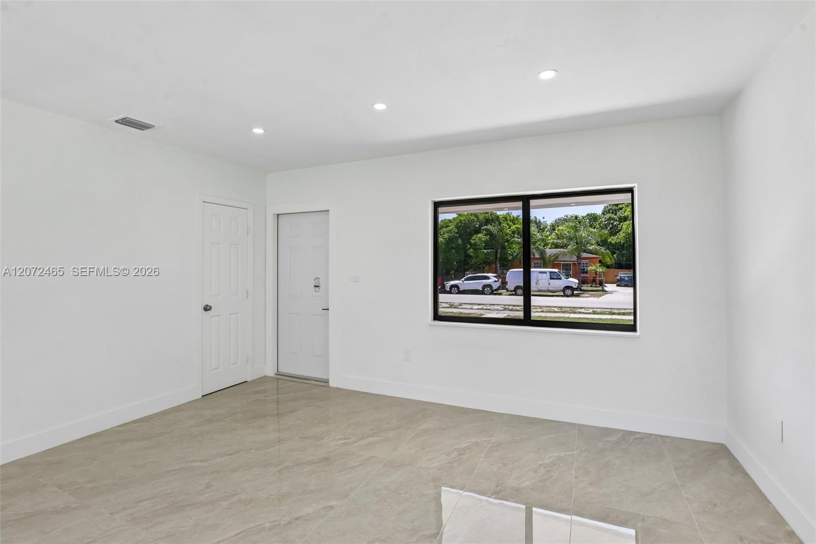 521 NW 189th Terrace