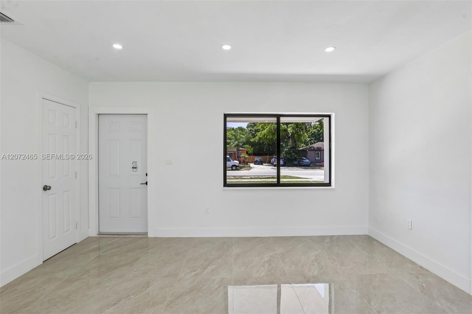 521 NW 189th Terrace