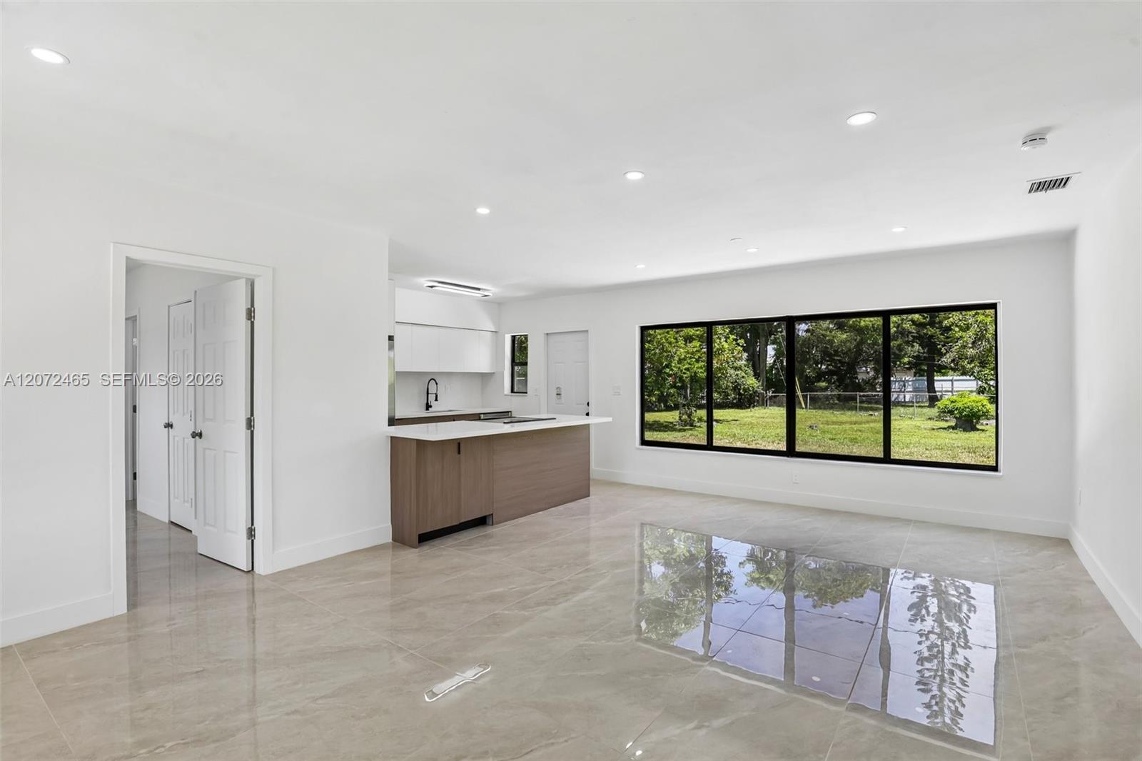 521 NW 189th Terrace