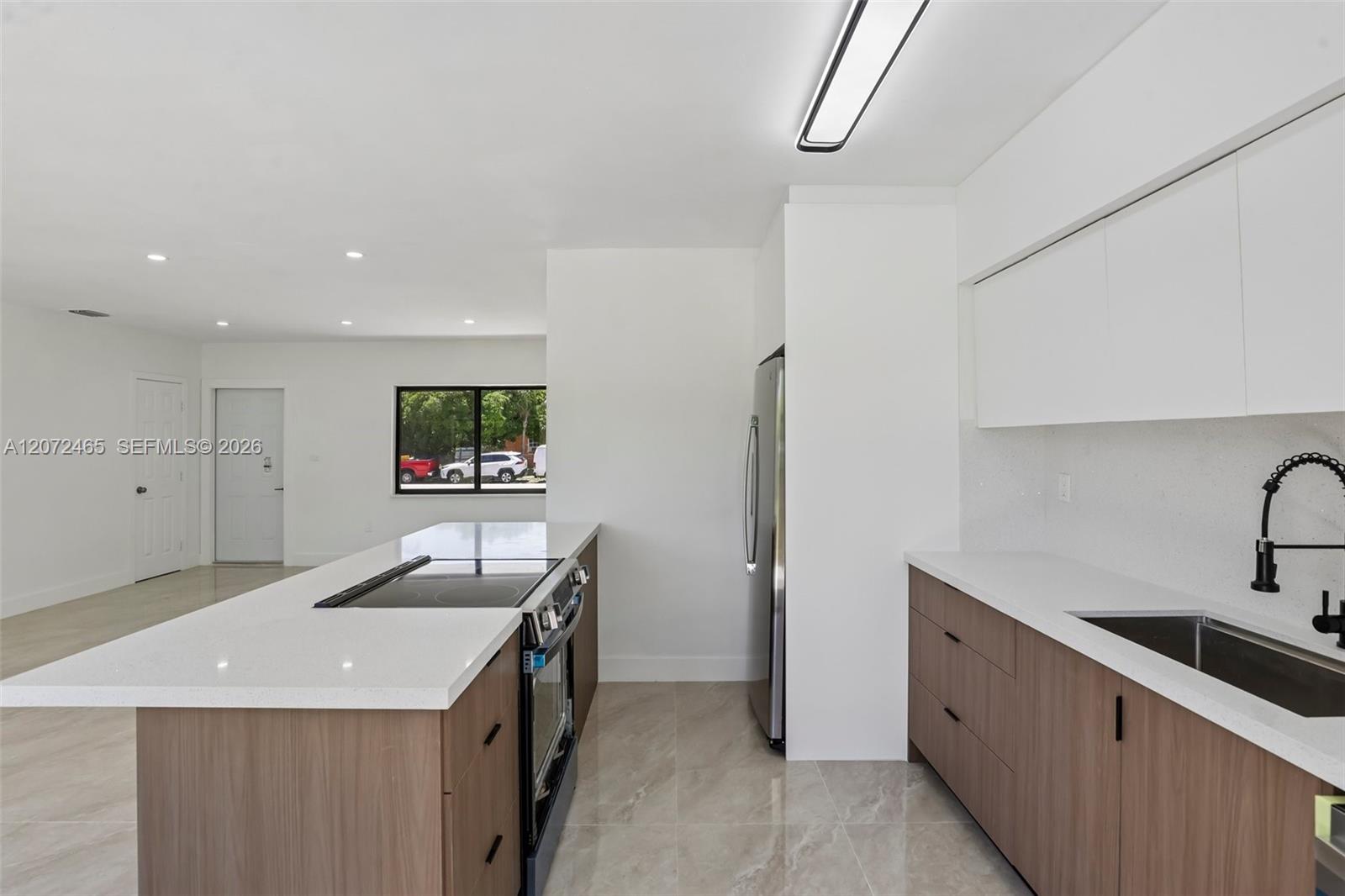 521 NW 189th Terrace