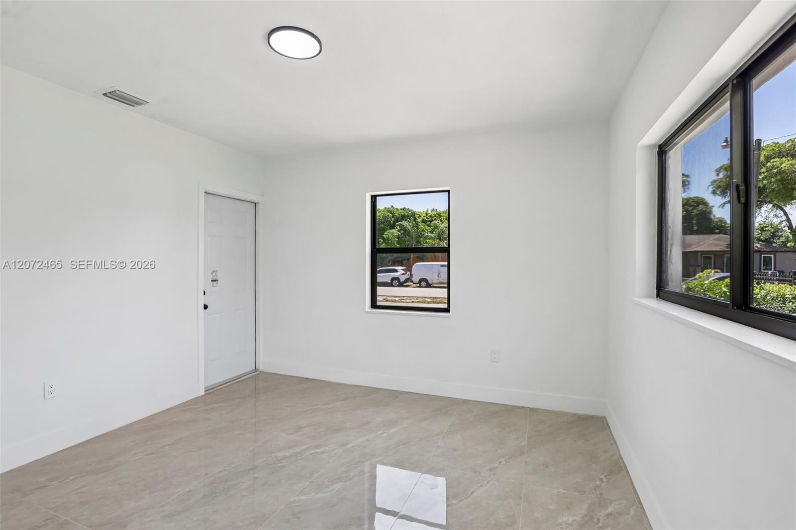521 NW 189th Terrace