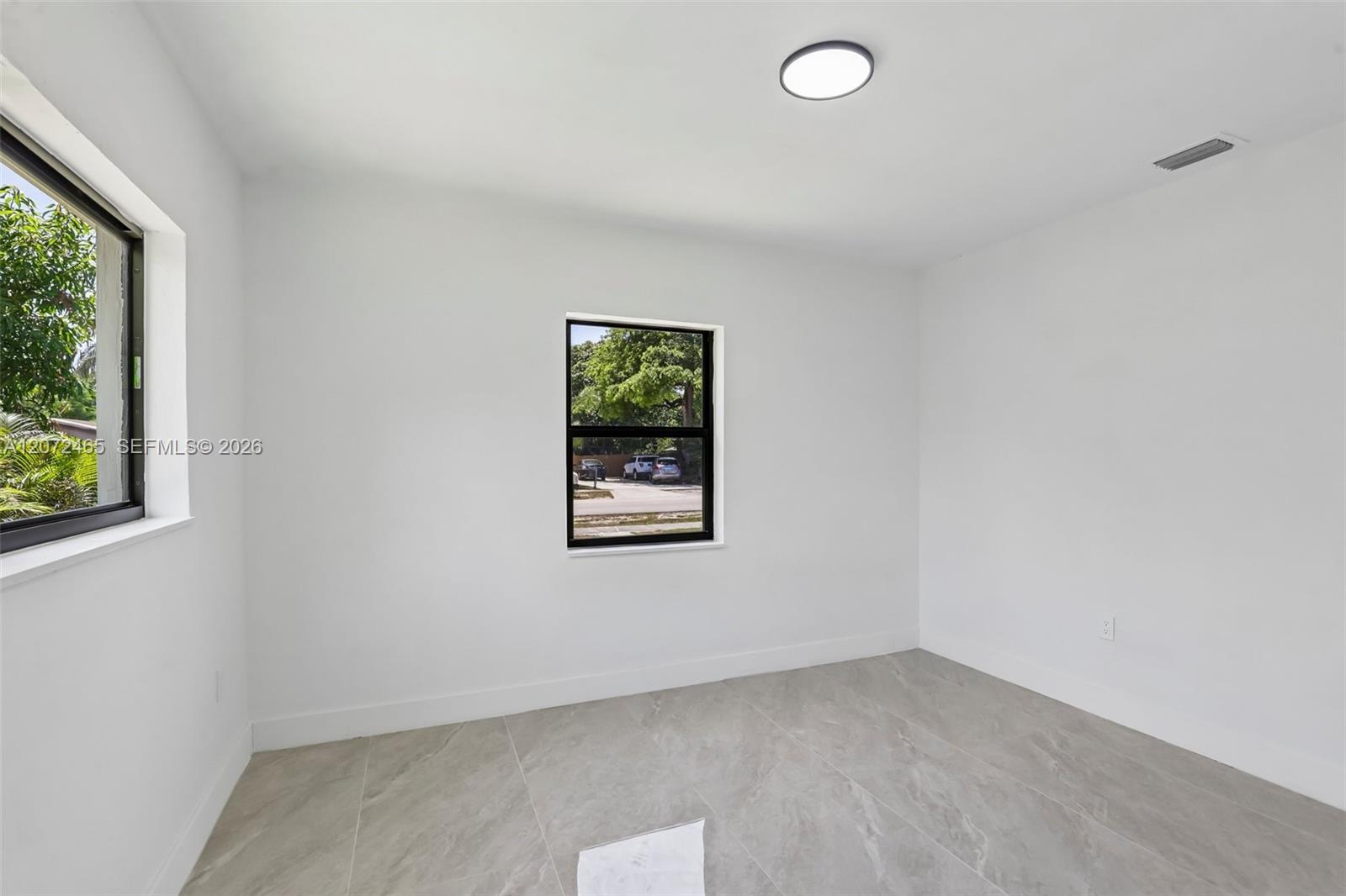 521 NW 189th Terrace