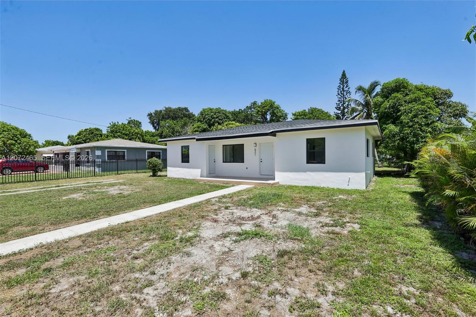 521 NW 189th Terrace