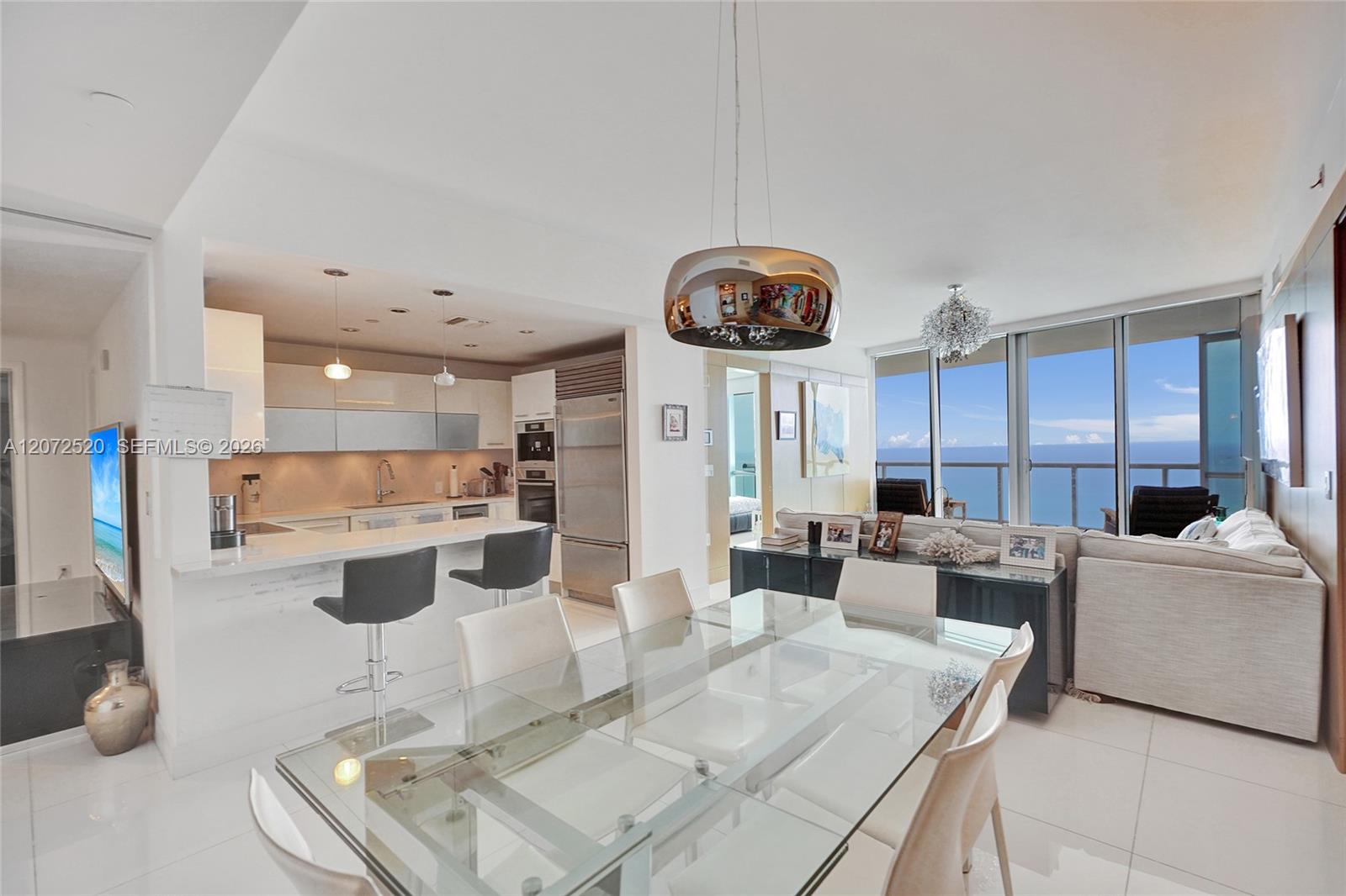 17121 Collins Avenue gallery image #21