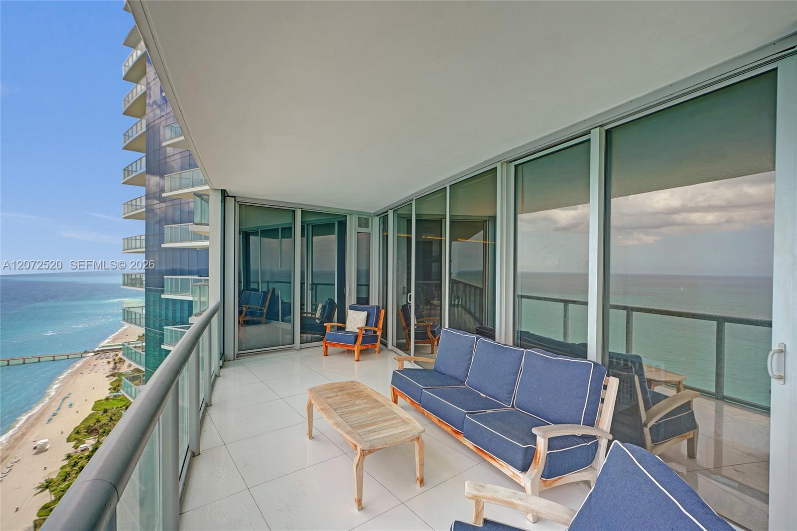 17121 Collins Avenue gallery image #42