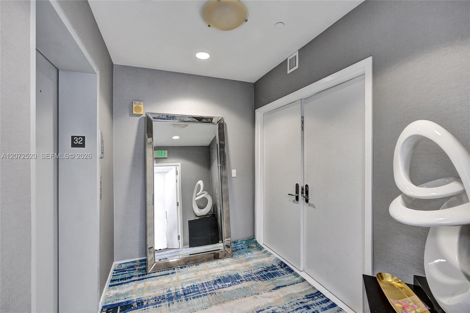 17121 Collins Avenue gallery image #48