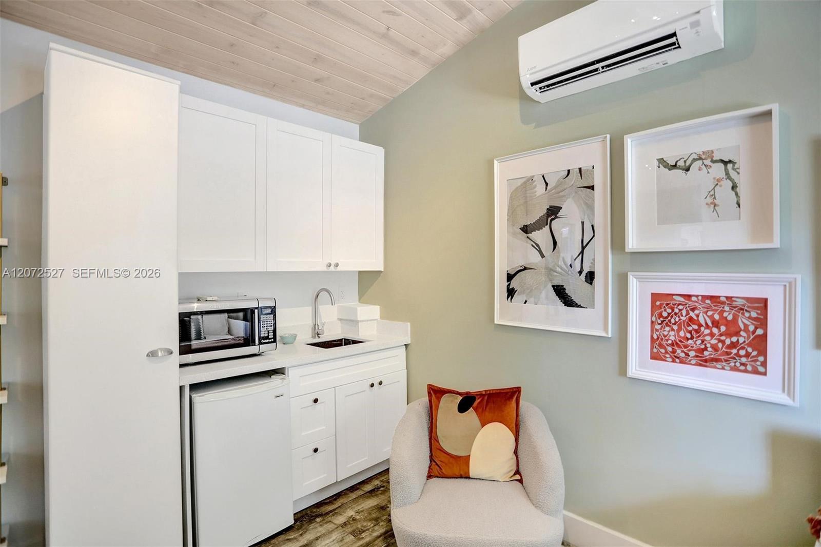 421 NE 70th Street