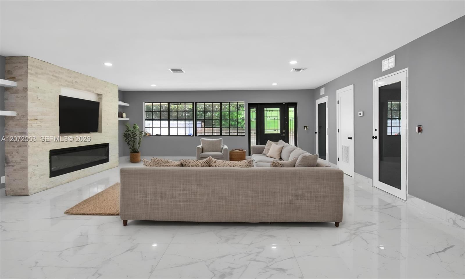 18200 SW 48th Street