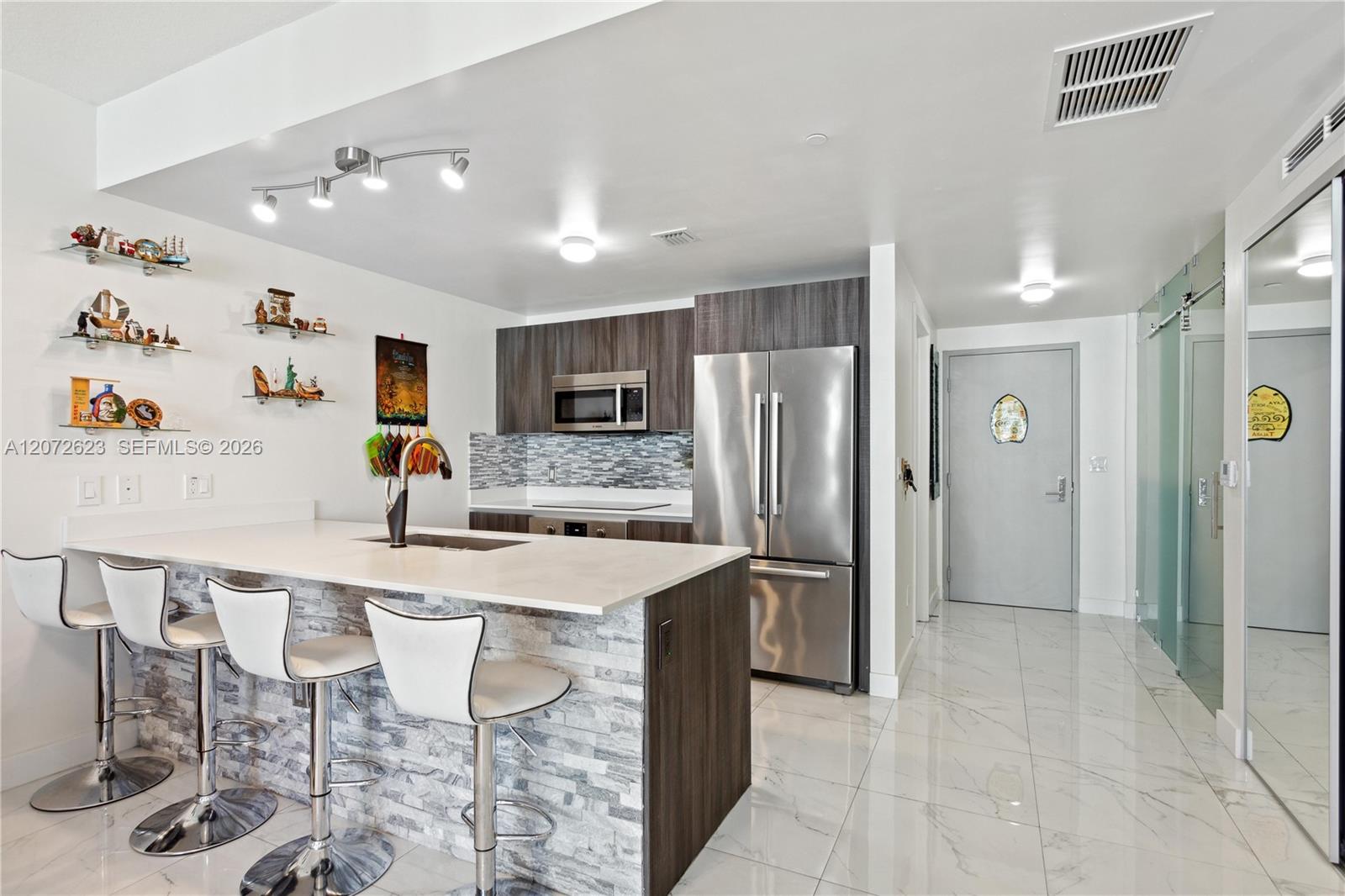 488 NE 18th Street