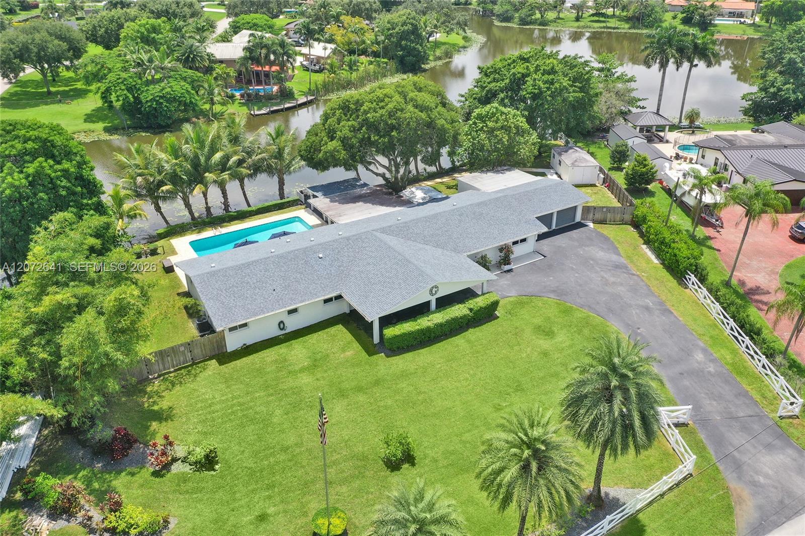 10880 SW 25th Street