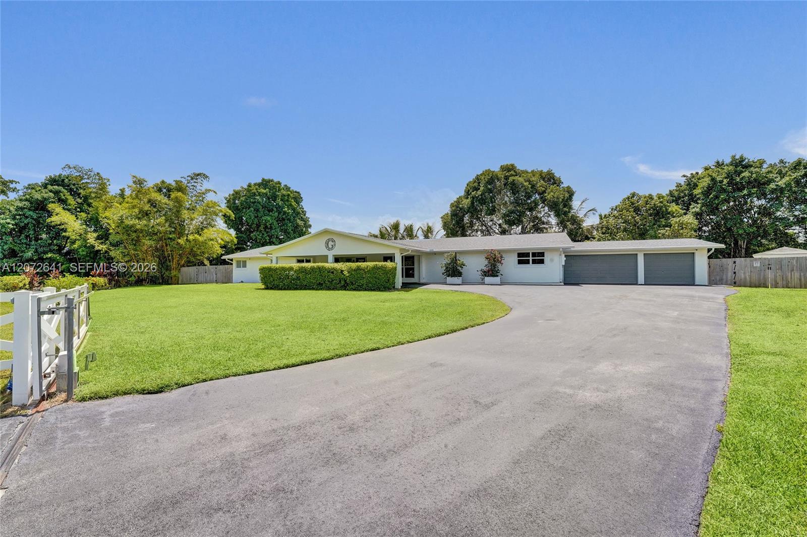 10880 SW 25th Street