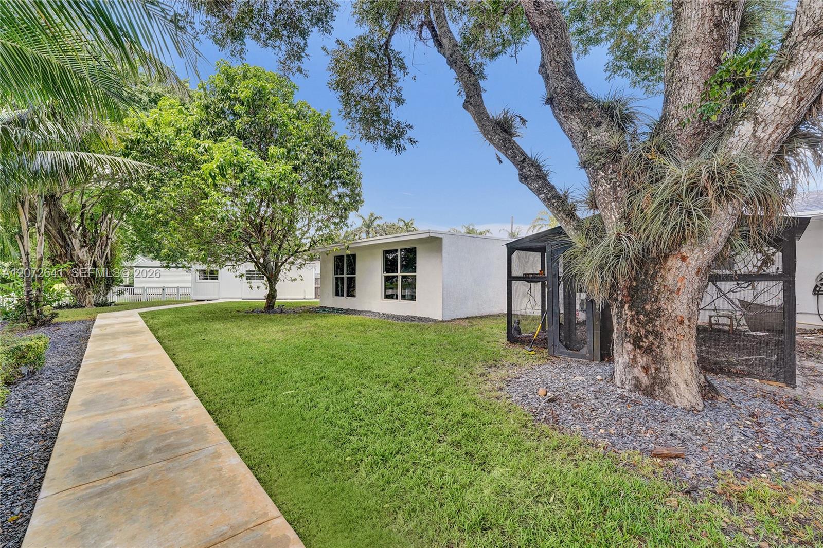 10880 SW 25th Street