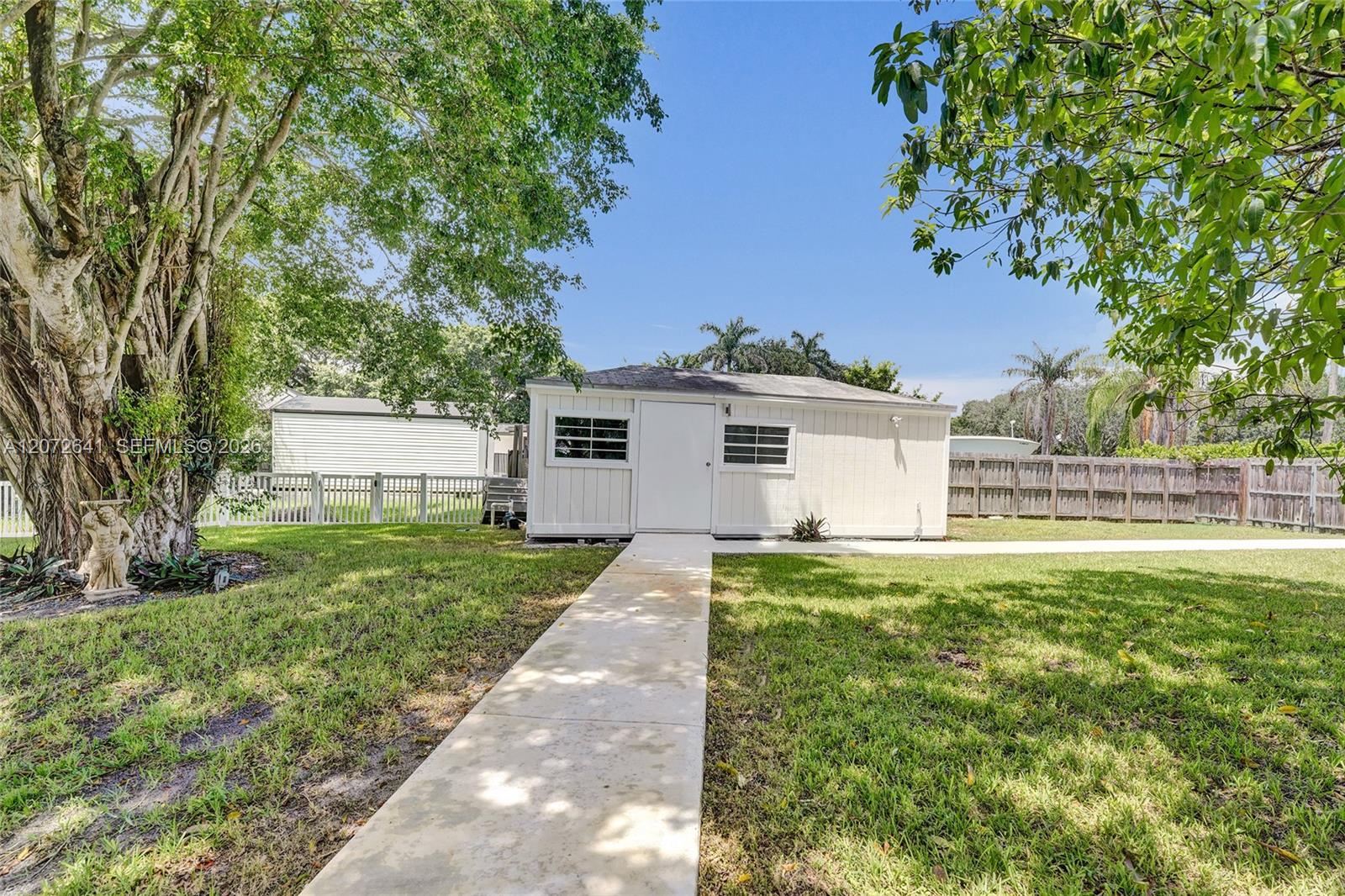 10880 SW 25th Street