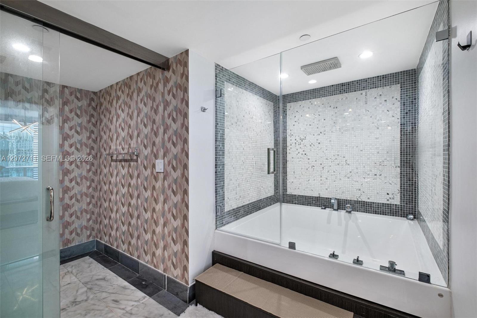 200 Biscayne Boulevard Way