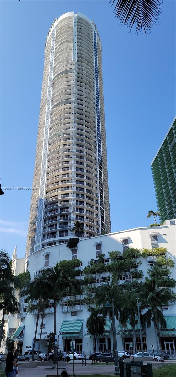 1750 N Bayshore Drive