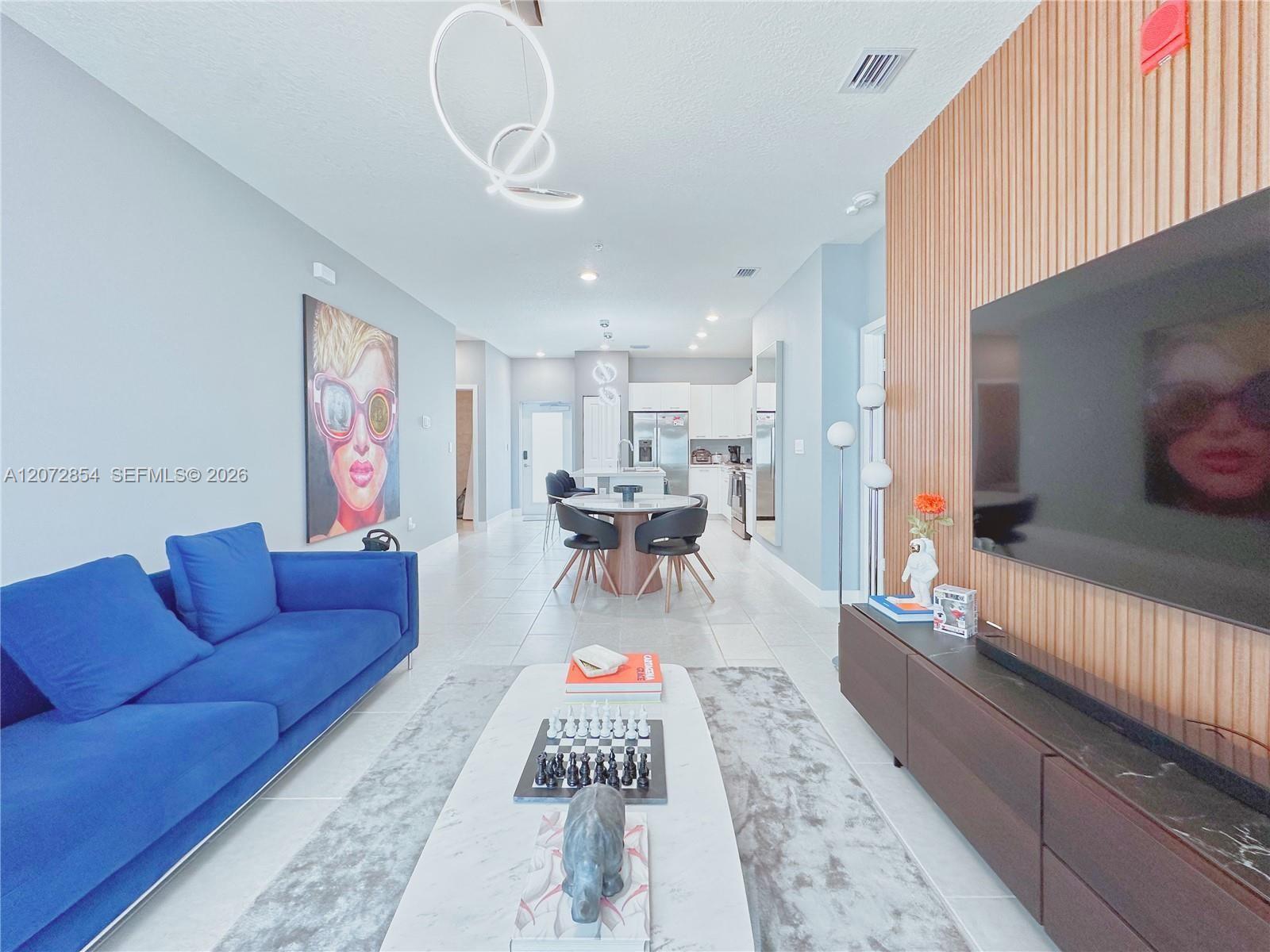 8167 NW 41st Street