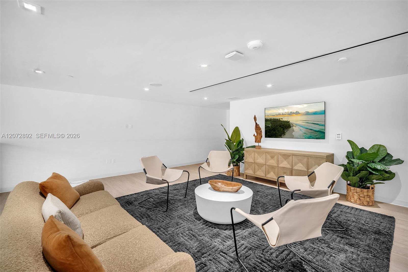225 N Miami Avenue