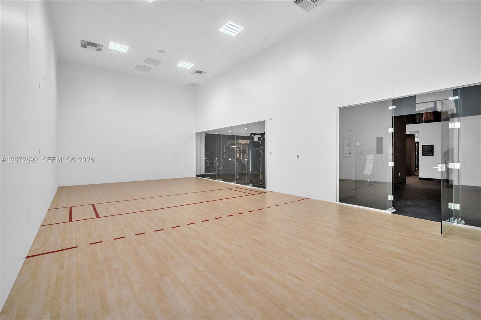 225 N Miami Avenue