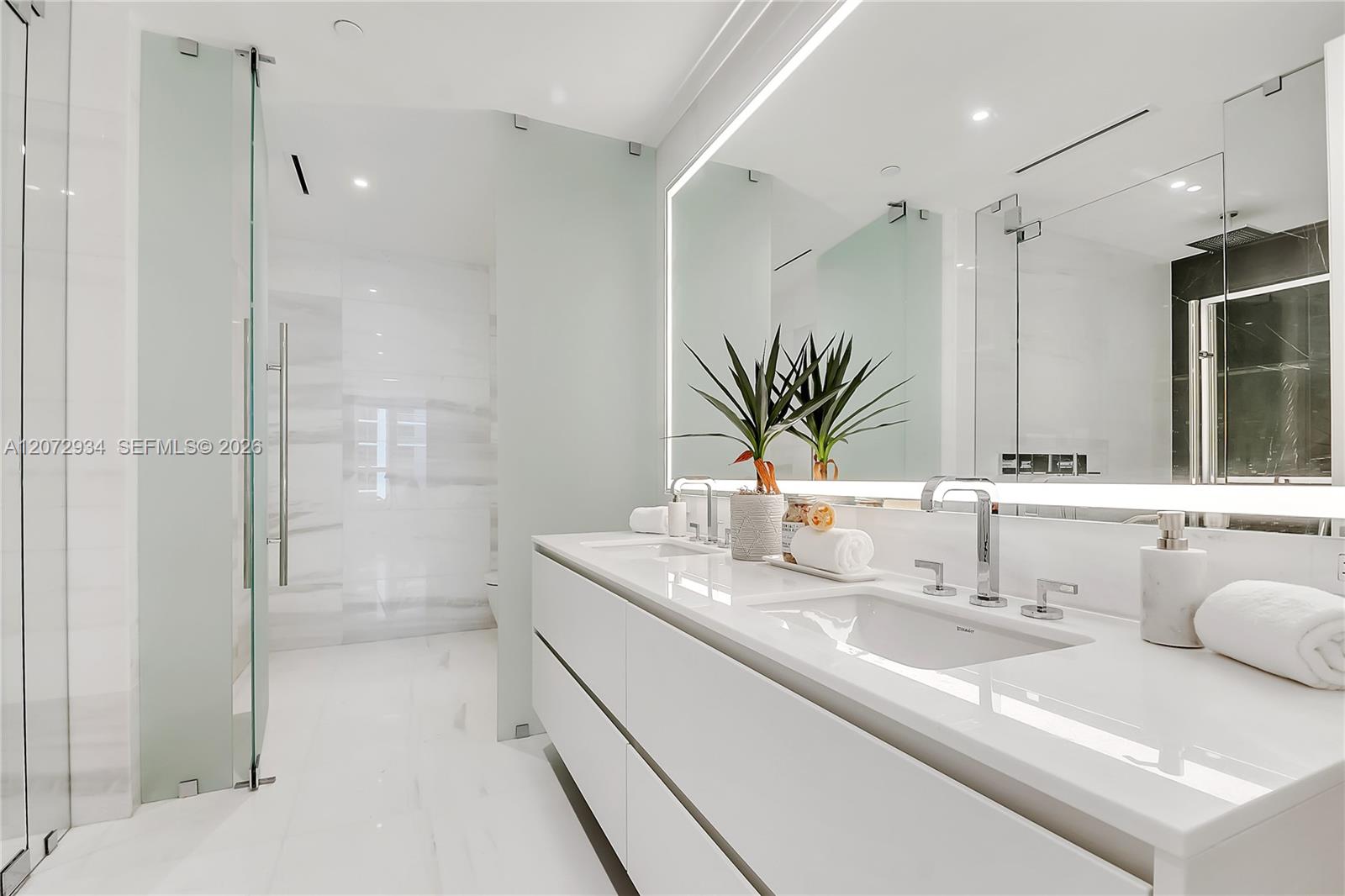 300 Biscayne Boulevard Way