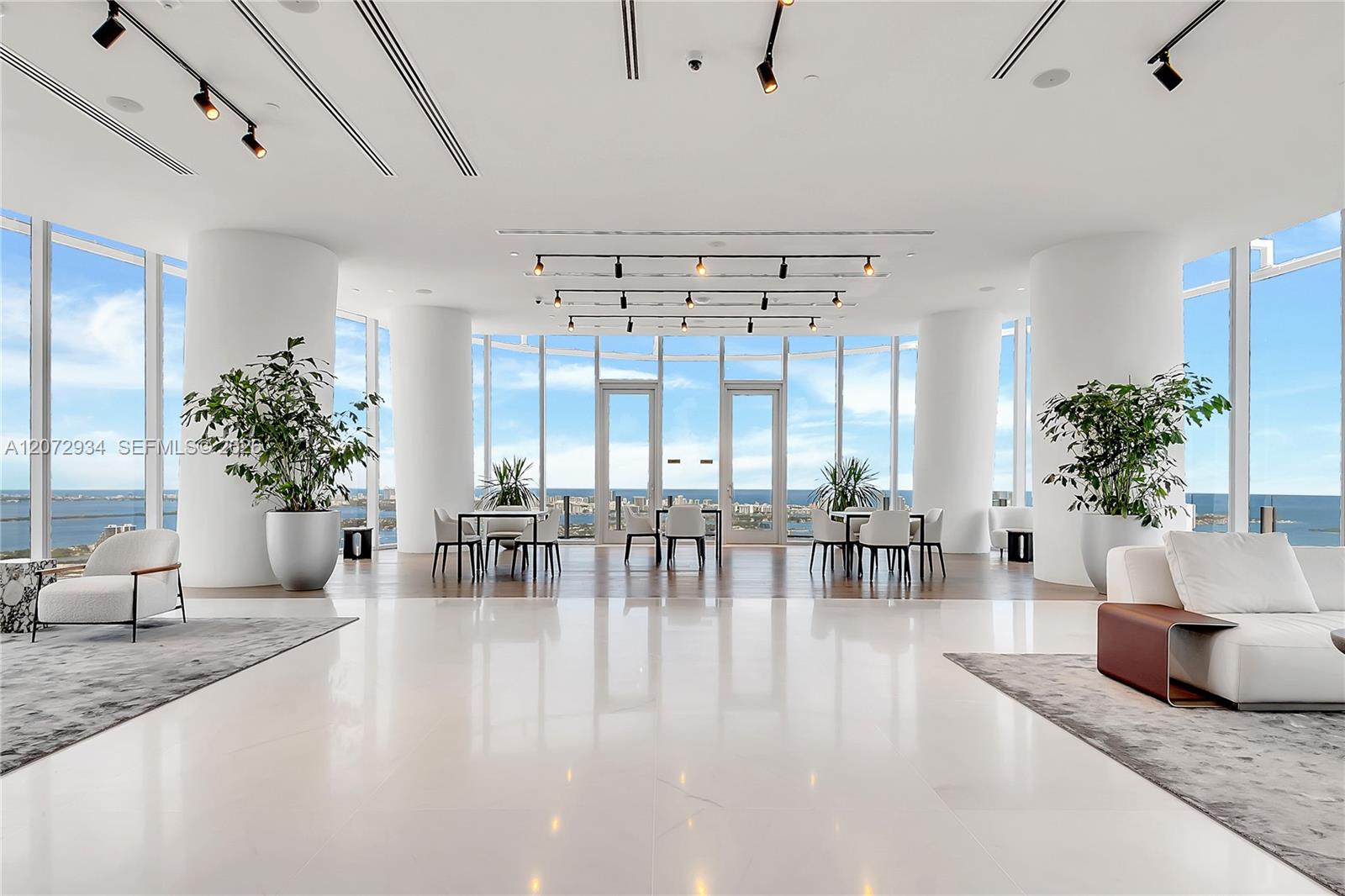 300 Biscayne Boulevard Way