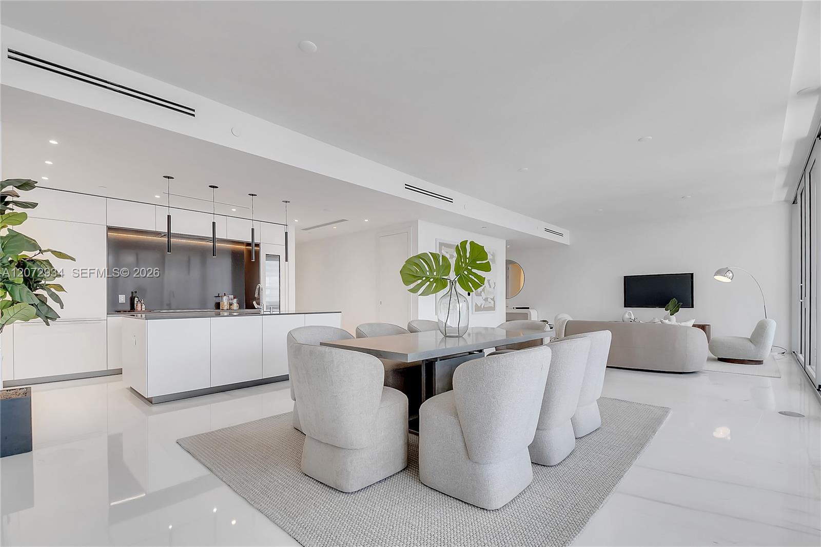 300 Biscayne Boulevard Way