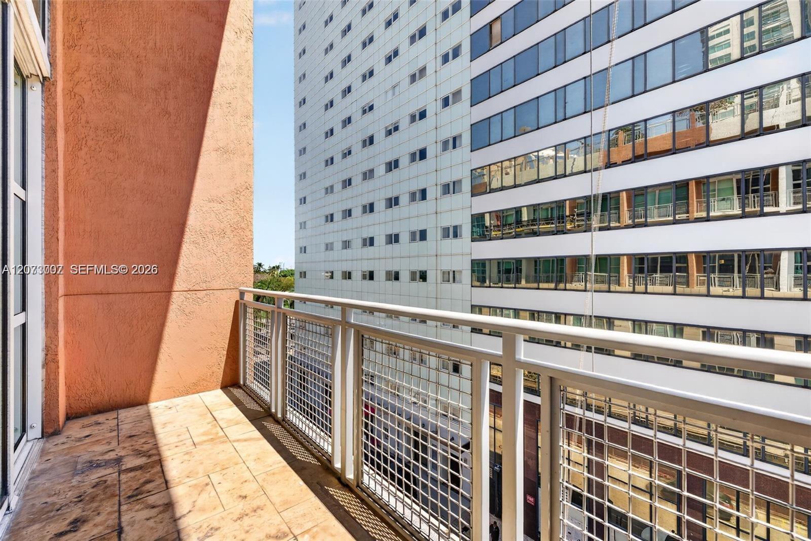253 NE 2nd Street