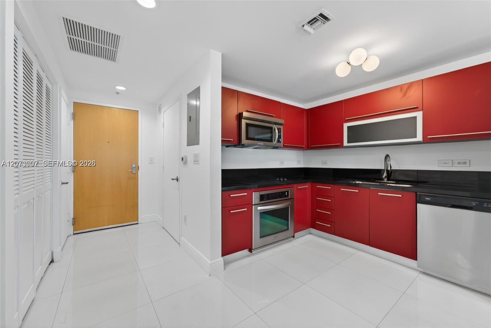 253 NE 2nd Street