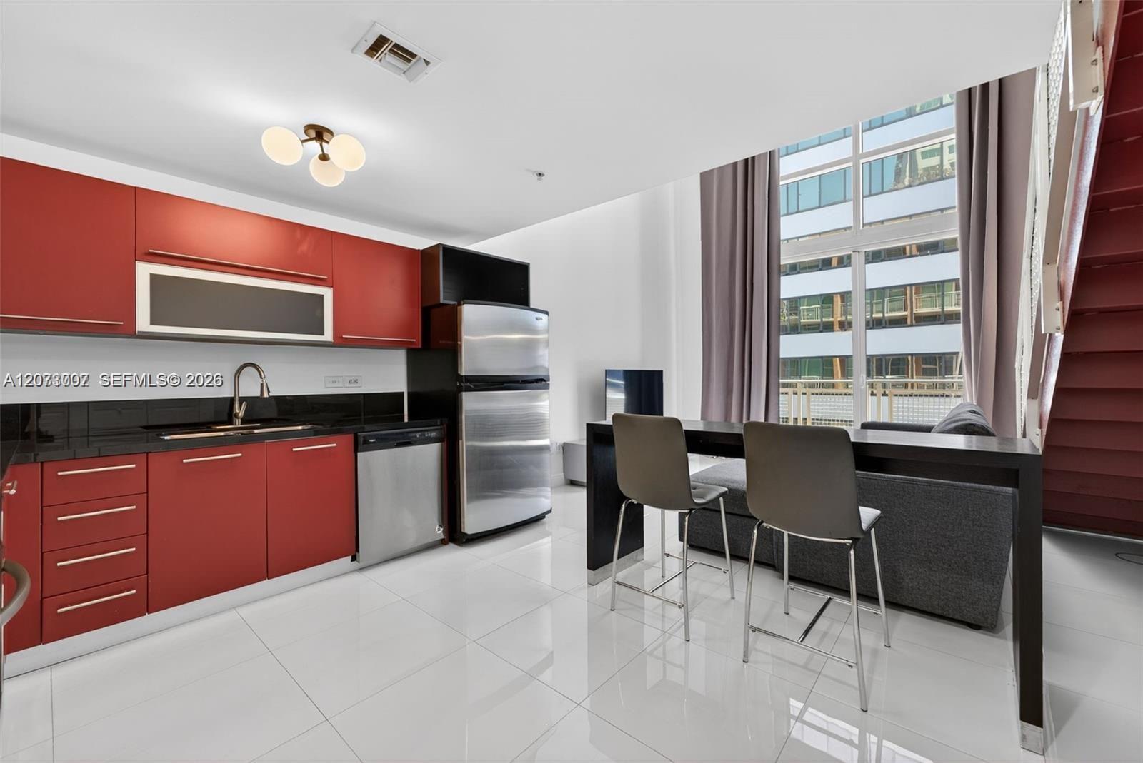 253 NE 2nd Street