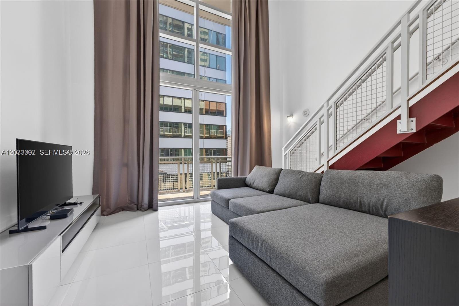 253 NE 2nd Street