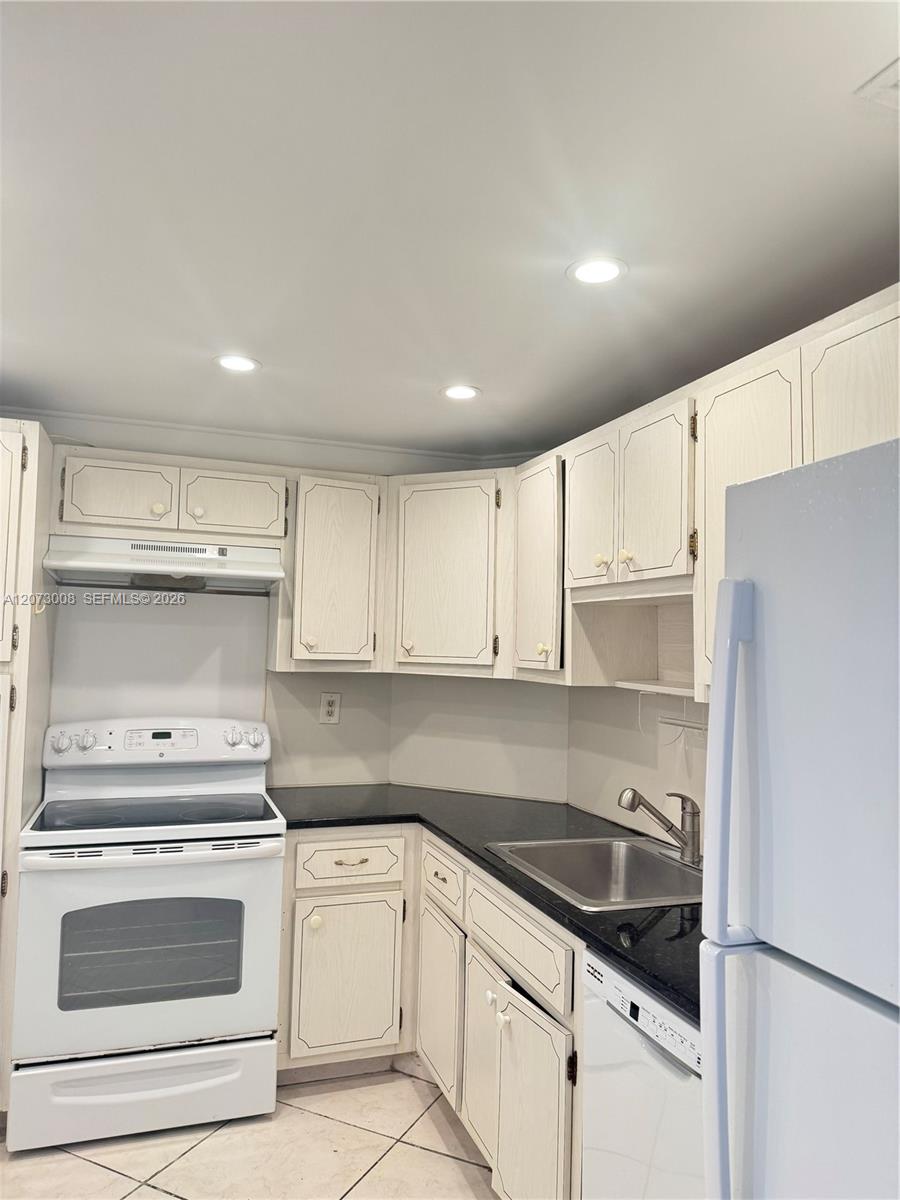 300 Bayview Drive