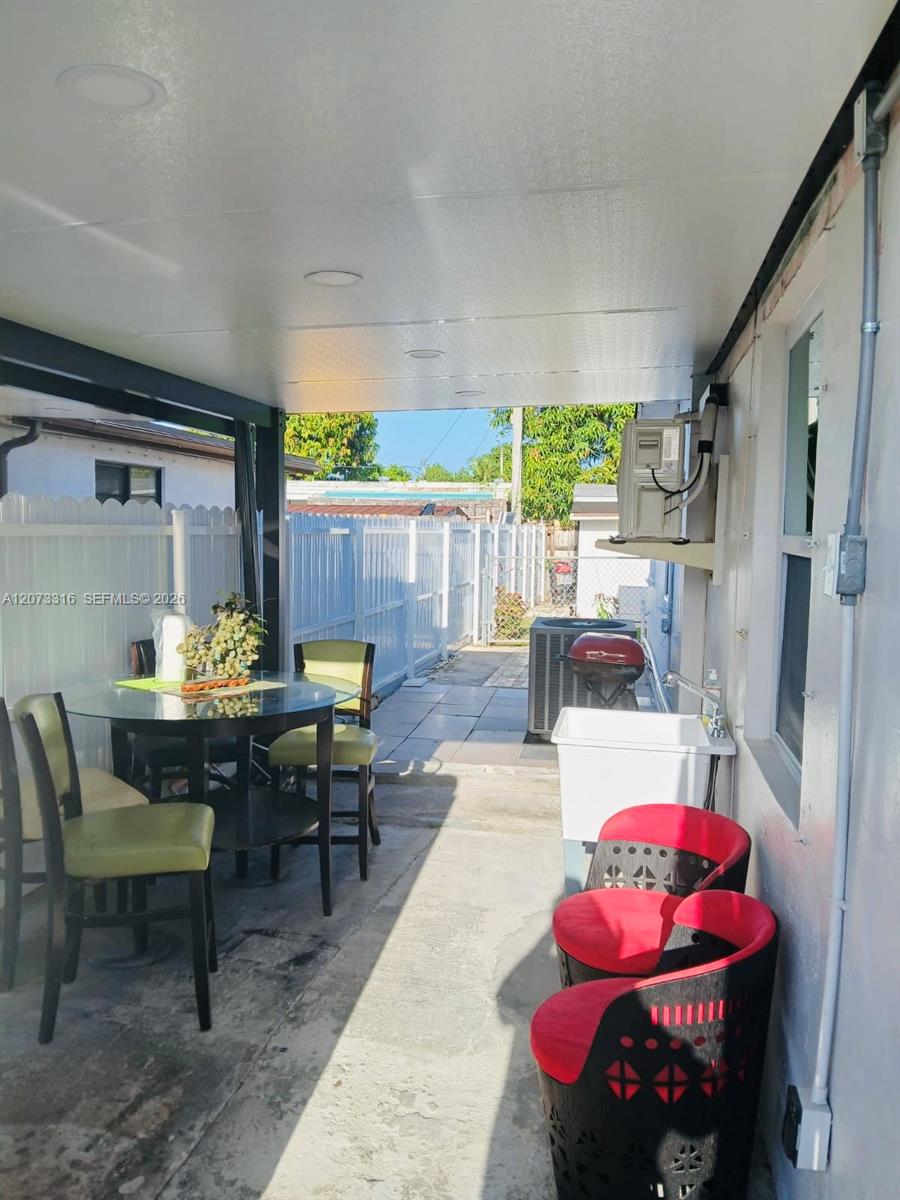 4400 SW 112th Place