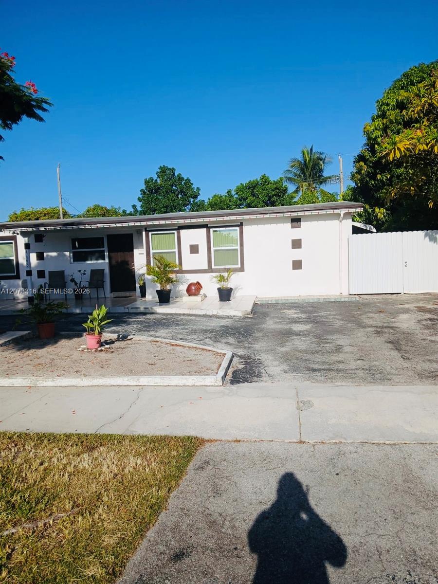 4400 SW 112th Place