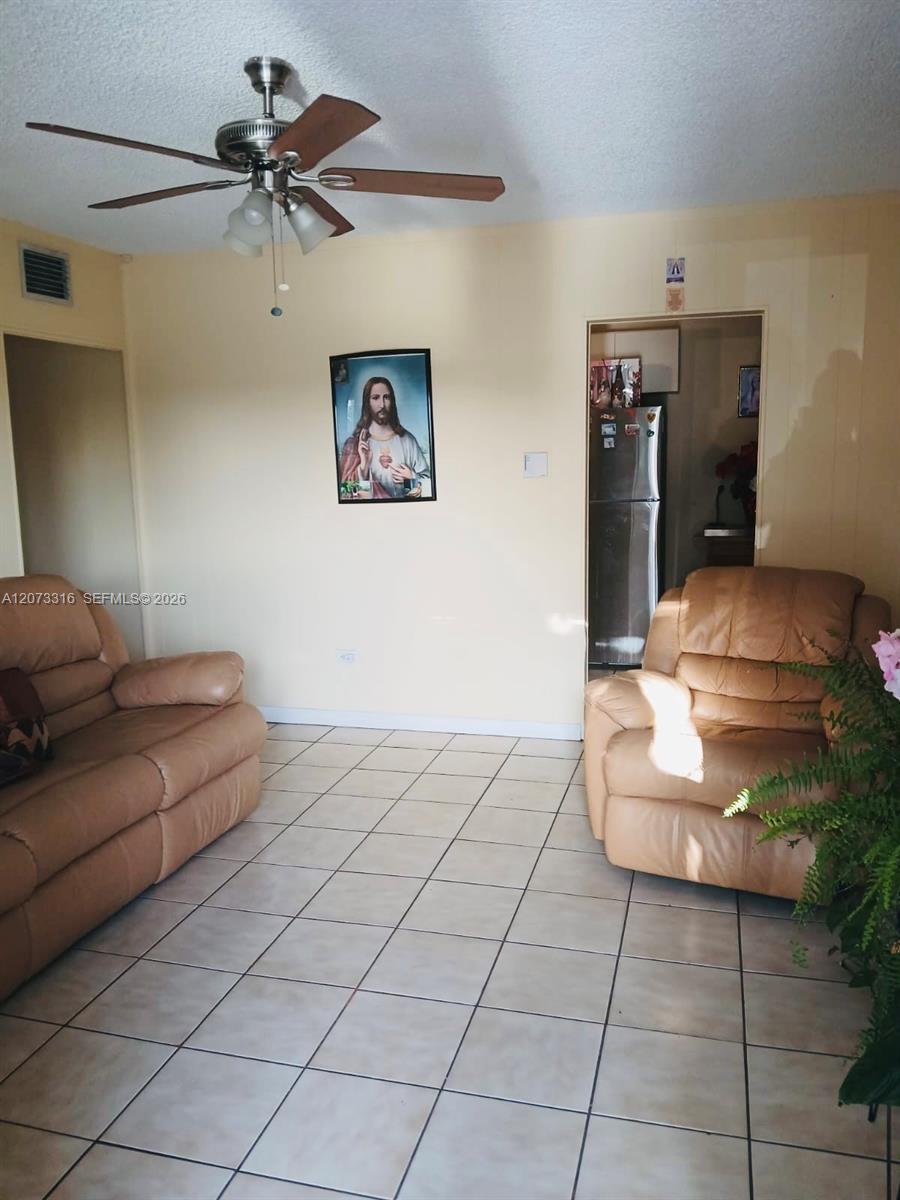 4400 SW 112th Place