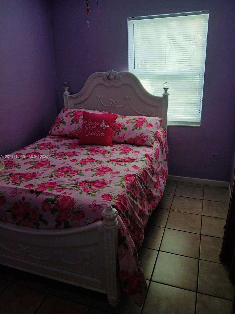 4400 SW 112th Place