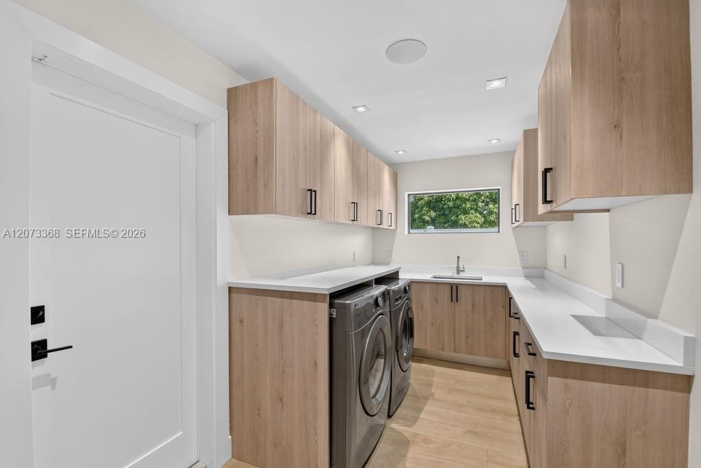 2802 SW 5th Street gallery image #24
