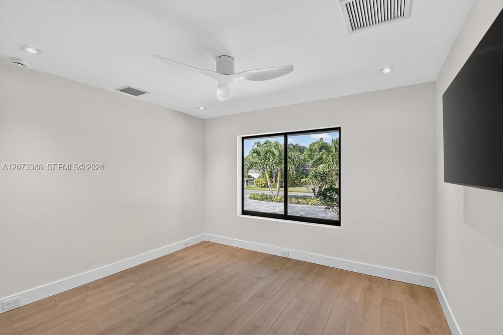 2802 SW 5th Street gallery image #45