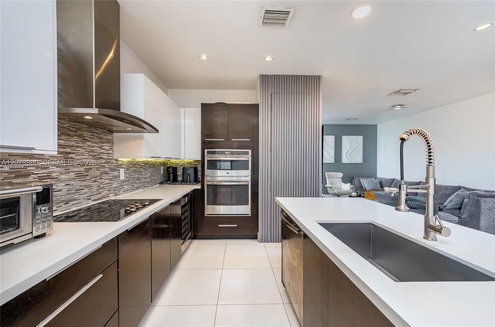 6428 NW 104th Court