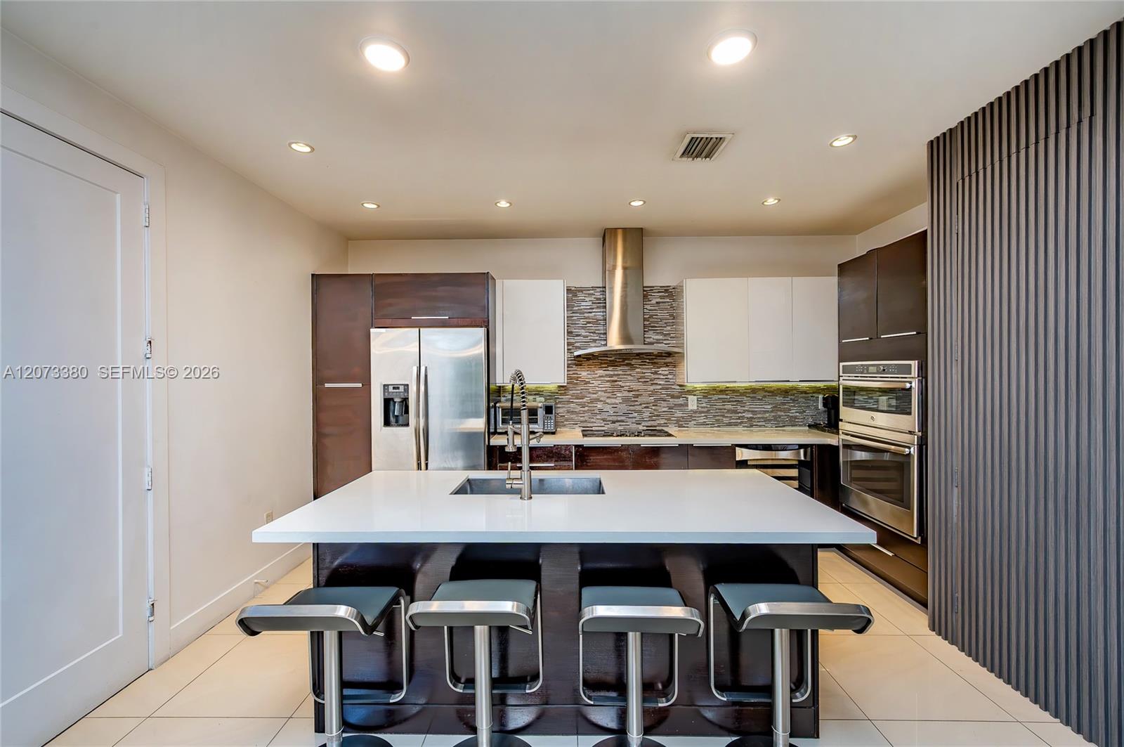 6428 NW 104th Court